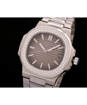 파텍필립 노틸러스-17 57131G